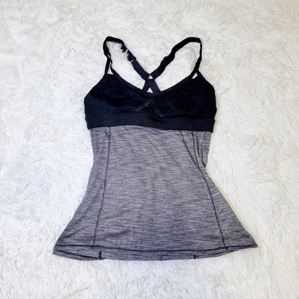 Lululemon Gray Space Dye Black Strappy Shelf Bra Athletic Tank Top Size 4